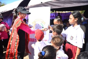 Ketum Bhayangkari Pusat Kembali Salurkan Ribuan Paket Bansos