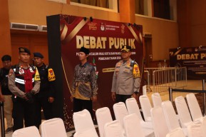 Terjunkan Ratusan Personel, Debat Pamungkas Pilkada 2024 Berlangsung Kondusif