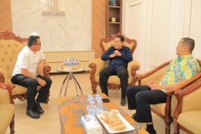 Kakanwil Dampingi Staf Khusus Menteri Tinjau Langsung Pelaksanaan Tes WPFK Seleksi CPNS 2024 Hari Keempat