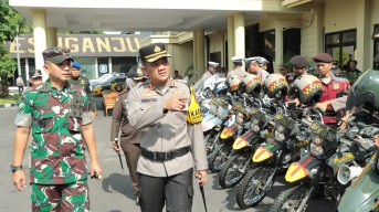 Apel Gelar Pasukan Operasi Lilin Semeru 2024, Polres Nganjuk Nyatakan Siap Amankan Nataru