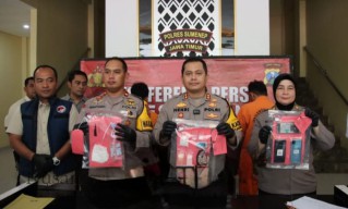 Sat Resnarkoba Polres Sumenep; Berhasil Mengamankan Tiga Orang Diduga Tersangka Beserta Narkoba Jenis Sabu Sabu 32,24 Gram