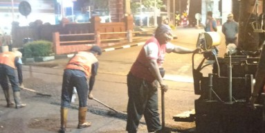 Pekerja Proyek PT. Cahaya Indah MP, Diduga Abaikan Keselamatan Kerja 