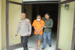 Polisi: "Tangkap Pelaku Asusila Anak di Bawah Umur".