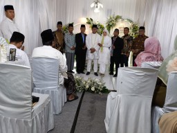 Momen Kebahagiaan: "Rizky Amalia, S.Pi. dan H. Mas Aril Aroby"