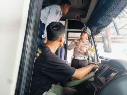 Polres Probolinggo: "Gelar Ramp Check Bus Pariwisata Minimalisir Kecelakaan"