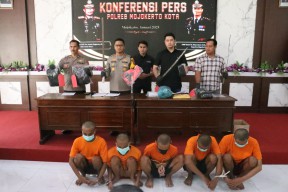Polres Mojokerto: "Kota Berhasil Tangkap Anggota Gangster Casper yang Rampas Motor 3 Remaja"