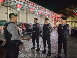 Polisi: "Lakukan Sterilisasi Klenteng Tjoe Hwie Kiong Kota Kediri, Jamin Keamanan Perayaan Imlek 2576 Kongzili"