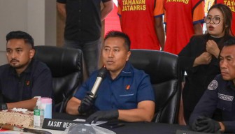 Polrestabes Surabaya: "Amankan Tiga Terduga Pelaku Pengeroyokan di SPBU Banjar Sugihan"