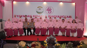 Ketua PYKB Daerah Jatim Berbagi di TK Kemala Bhayangkari Nganjuk