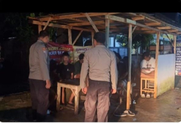 Polsek Jatikalen Gelar Patroli Sahur, Pastikan Situasi Kondusif