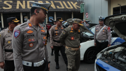 Polres Nganjuk Gelar Apel Pasukan untuk Pengamanan Malam Takbir