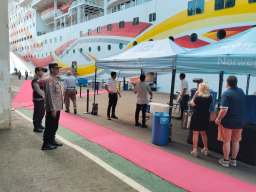 Polres Pelabuhan Tanjung Perak Optimalkan Pelayanan Arus Balik Jalur Laut