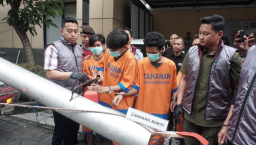 Polisi Berhasil Amankan 4 Tersangka Pencurian Pipa Stainless di Tjiwi Kimia