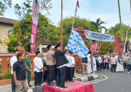 Kapolres Pastikan Pengamanan Pemberangkatan Haji di Nganjuk Berjalan Aman 