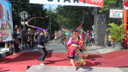 Meriahkan Hari Jadi ke-1088, Pemkab Nganjuk Gelar Pawai dan Gebyar Jaranan Spektakuler