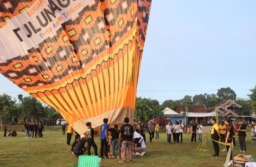 Menggelar Pelatihan Membuat Dan Menerbangkan Balon Udara Tanpa Awak Secara Aman dan Sesuai Regulasi