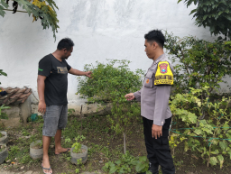 Optimalkan Pekarangan, Polsek Prambon Dukung Ketahanan Pangan Warga