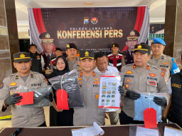 Polisi Amankan DPO Kasus Pencurian Sapi dan Buru 4 Pelaku Lain