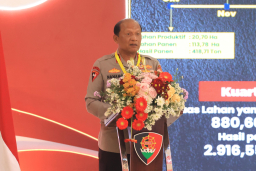 Tahun 2025, Kapolda Jatim Tekankan Keamanan sebagai Investasi Masa Depan