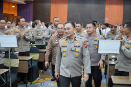 Polda Jatim Kukuhkan 234 Pelajar Jadi Duta Kamtibmas, Siap Jadi Agen Perdamaian di Sekolah