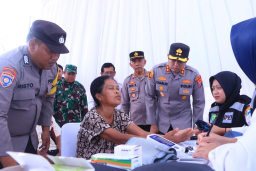 Gelar Bakti Kesehatan Gratis Warga Padas : Terima kasih Pak Polisi