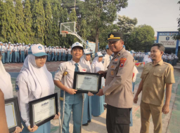 Thumbnail Ajak Pelajar SMA Negeri 2 Nganjuk Bijak Menyikapi Informasi dan Tidak Mudah Terprovokasi Ajak Pelajar SMA Negeri 2 Nganjuk Bijak Menyikapi Informasi dan Tidak Mudah Terprovokasi