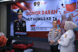Thumbnail Humas Polri Gelar Donor Darah Serentak, Terkumpul 16.619 Kantong dalam Rangka Hari Jadi ke-74 Humas Polri Gelar Donor Darah Serentak, Terkumpul 16.619 Kantong dalam Rangka Hari Jadi ke-74
