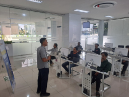 Thumbnail Polantas Menyapa, Bekali Tips Safety Riding Pemohon Sim Di Satpas Prototype Polres Malang Polantas Menyapa, Bekali Tips Safety Riding Pemohon Sim Di Satpas Prototype Polres Malang