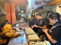 Satgas Pangan Polres Malang Turun ke Pasar, Pastikan Harga dan Ketersediaan Bapokting Aman Jelang Ramadan