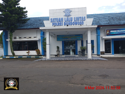 Oknum Anggota SATPAS  diduga Berkolaborasi Dengan Jukir Melakukan Praktik Percaloan Pembuatan SIM Baru