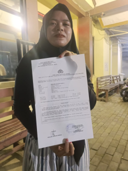 Handphone Milik Karyawati  Bernama Billa Dicuri Saat Sedang Bekerja