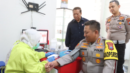 Kapolresta Malang Ajak 50 Personel Donor Darah, Perkuat Misi Kemanusiaan, Membantu Memenuhi Kebutuhan Darah