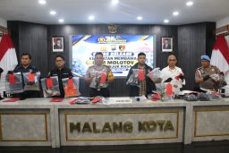 Gagalkan Kerusuhan, Polisi Sita 4 Bom Molotove dan Amankan 13 Orang Terduga pelaku, 12 diantara Positif Narkoba 