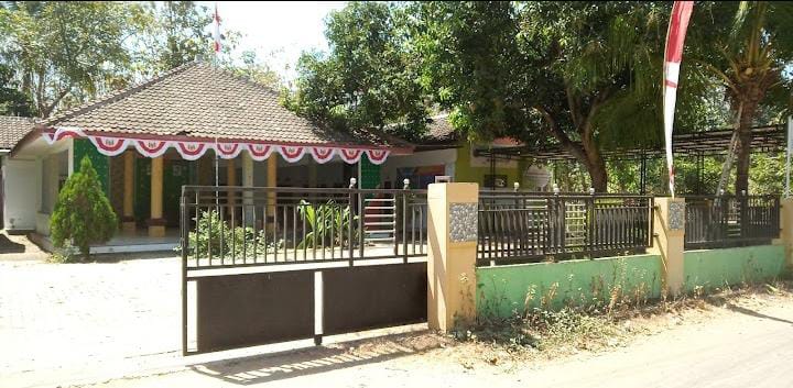 Diduga Menyelewengan Dana BLT Kemiskinan Ekstrem Tujuh Dusun Tidak Terima di Desa Gayam Sude Botolinggo Bondowoso