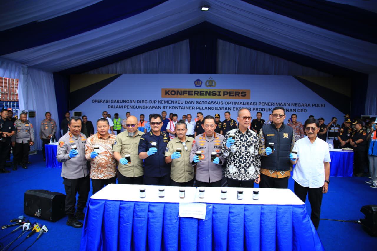 Temukan Pelanggaran Ekspor Produk CPO, Kapolri: Perintah Presiden Kurangi Kerugian Negara