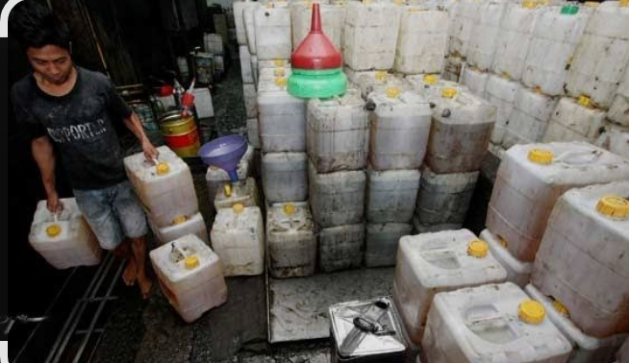 Perindustrian Minyak Goreng Curah Tanpa  Dilengkapi Izin dan tanpa BPOM, Serta Pemblokiran no Hp wartawan