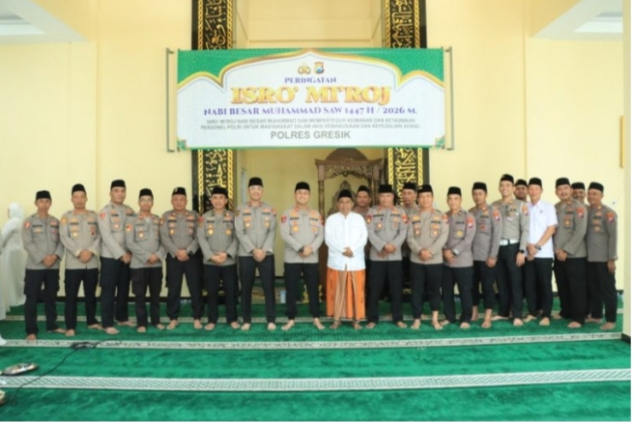 Peringati Isra Mi’raj 1447 H, Polres Gresik Gelar Binrohtal dan Santuni Anak Yatim