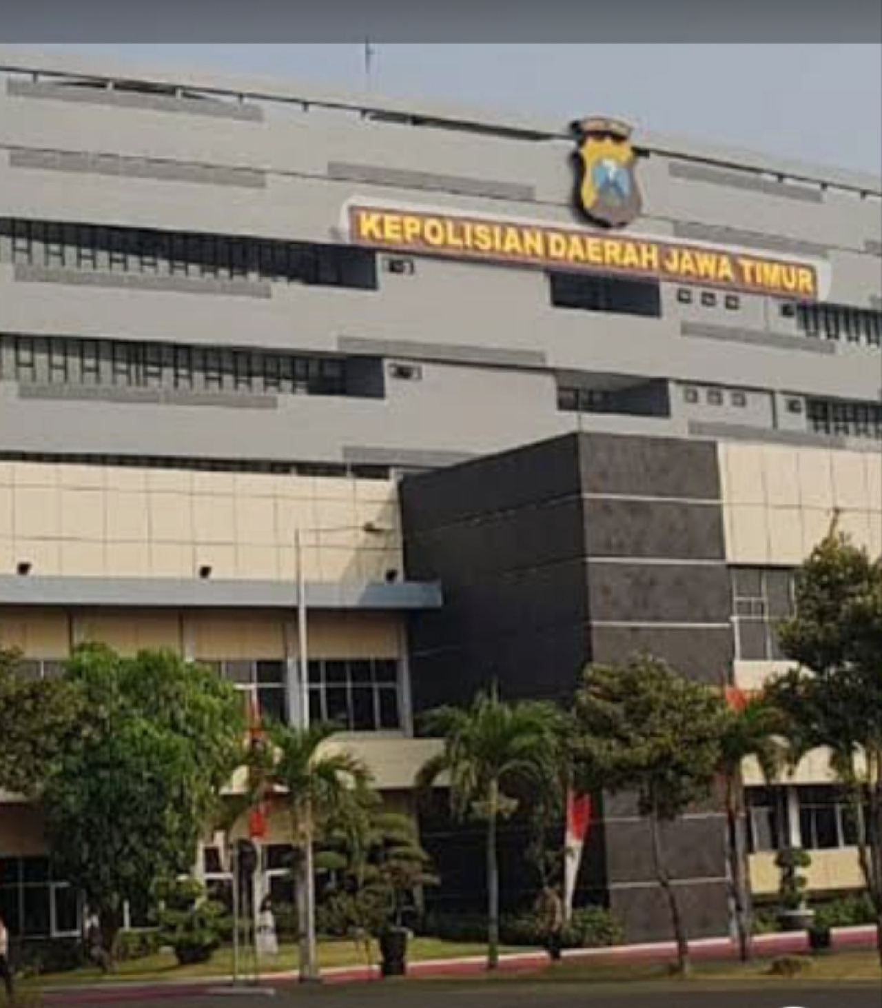 Tiga Pria Terciduk dan di Bebaskan Oleh Oknum Polisi  Ditnarkoba Polda Jatim, Diduga Telah Menerima Ratusan juta Rupiah