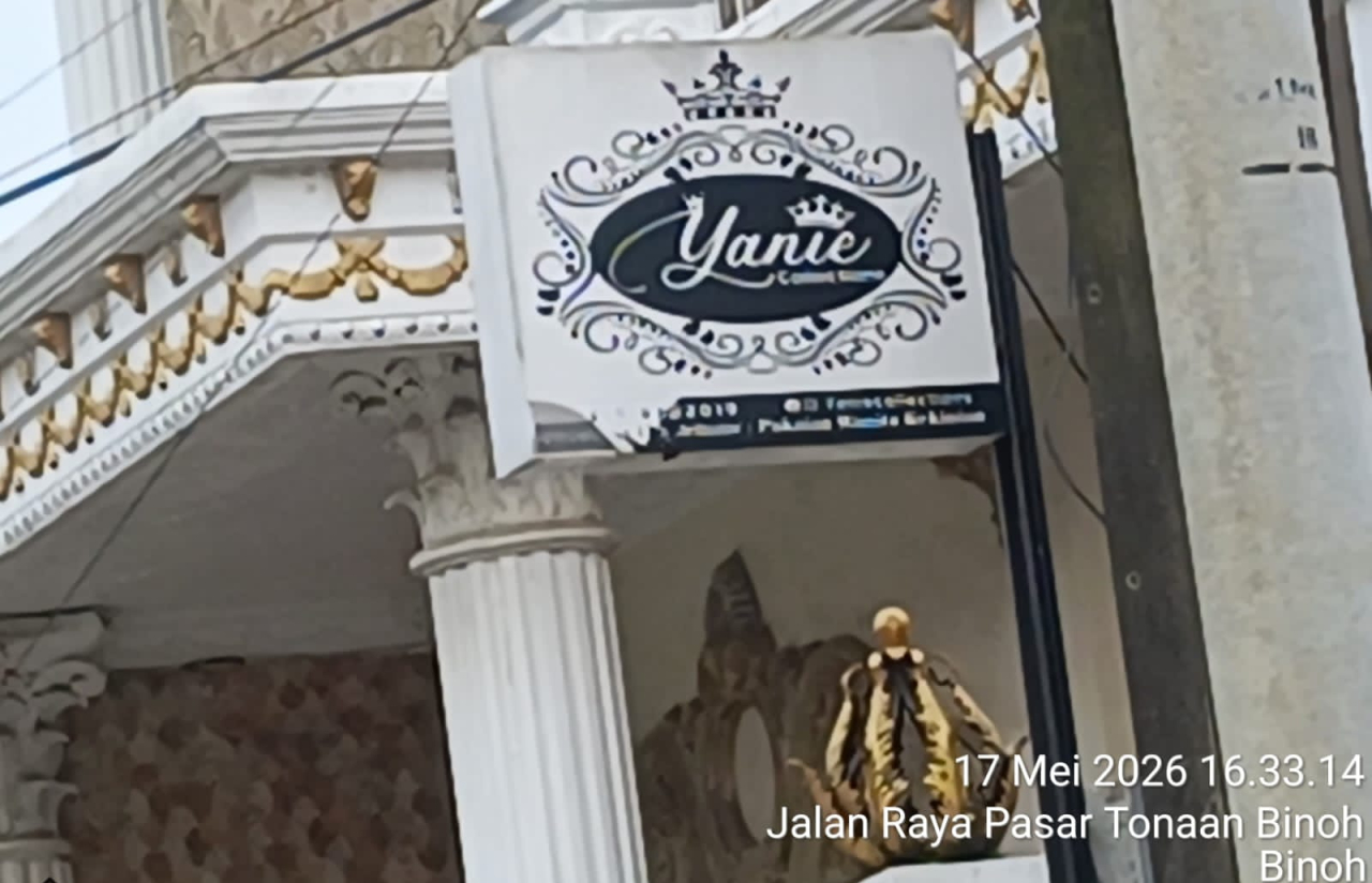 Warga Surabaya Diduga Ter-Intimedasi Perlakuan Owner YN Collection, di Pertokoan Burneh Bangkalan.