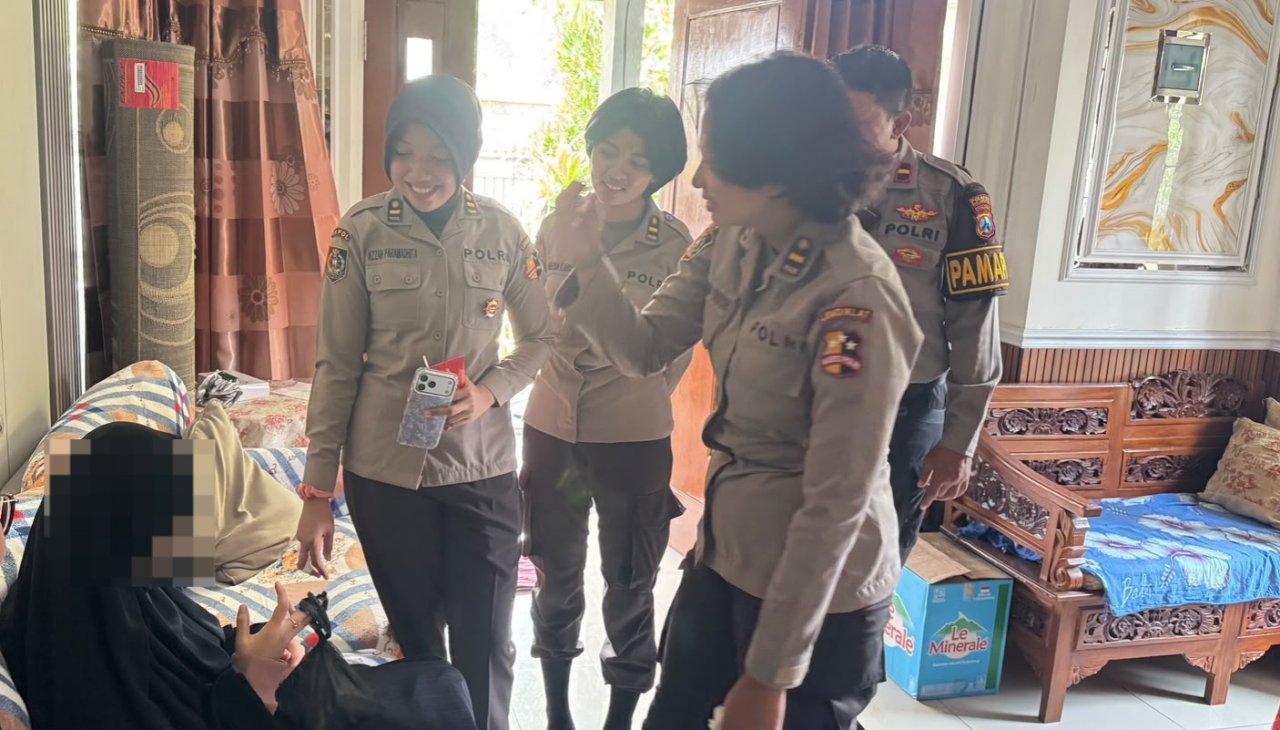Polresta Malang Kota Gagalkan Percobaan Bunuh Diri di Alun-Alun Merdeka, Tiga Taruni Latja Akpol Bantu Tenangkan Korban