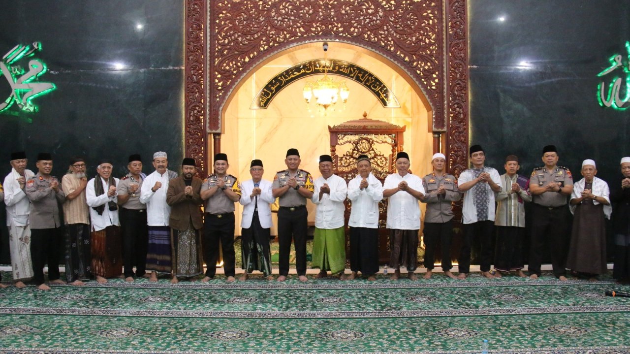 Subuh Keliling di Masjid Al Amin, Kapolresta Malang Kota Perkuat Toleransi dan Cegah Kriminalitas di Jam Rawan